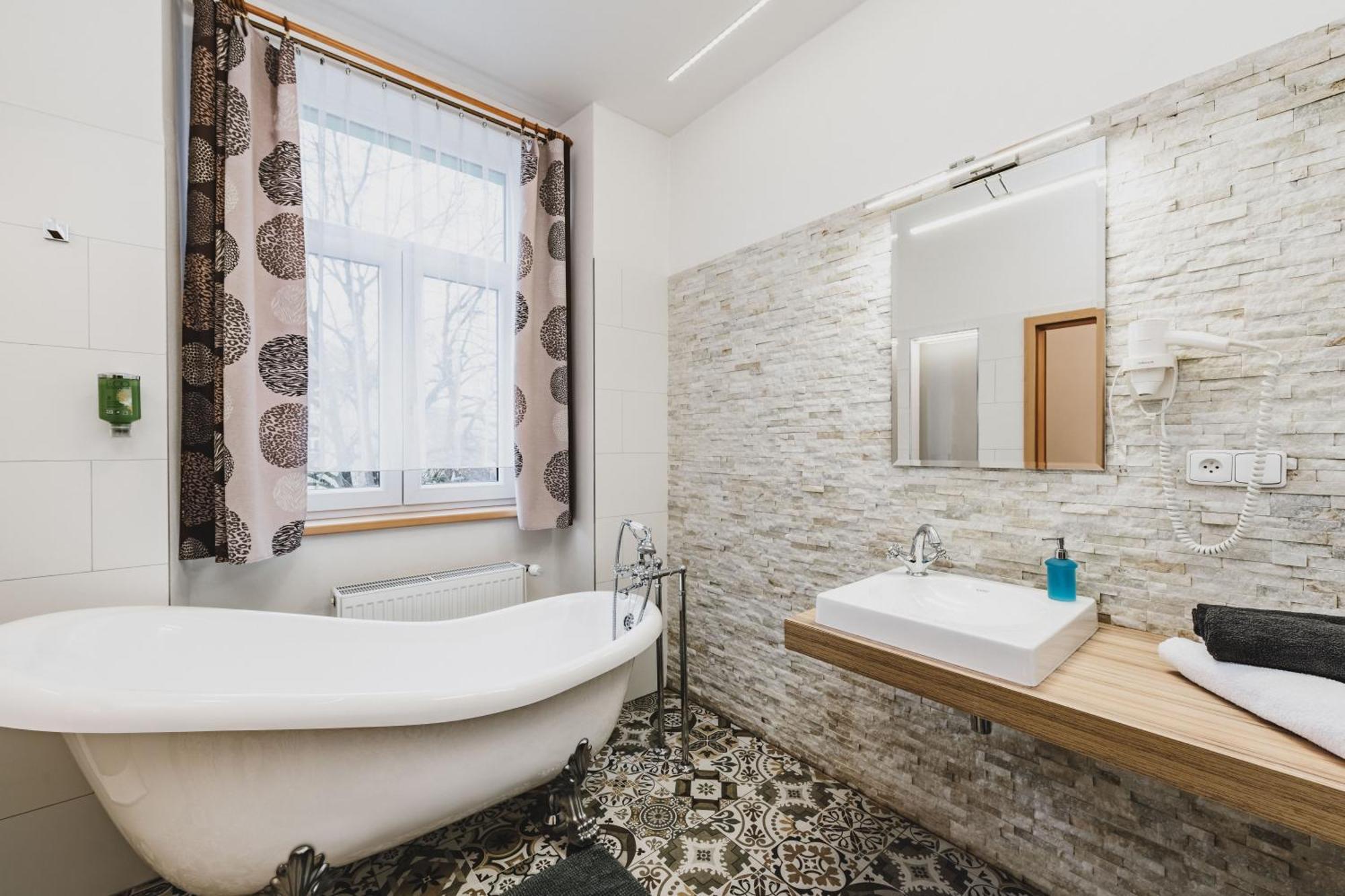 Grand Tabor Hotel Екстериор снимка