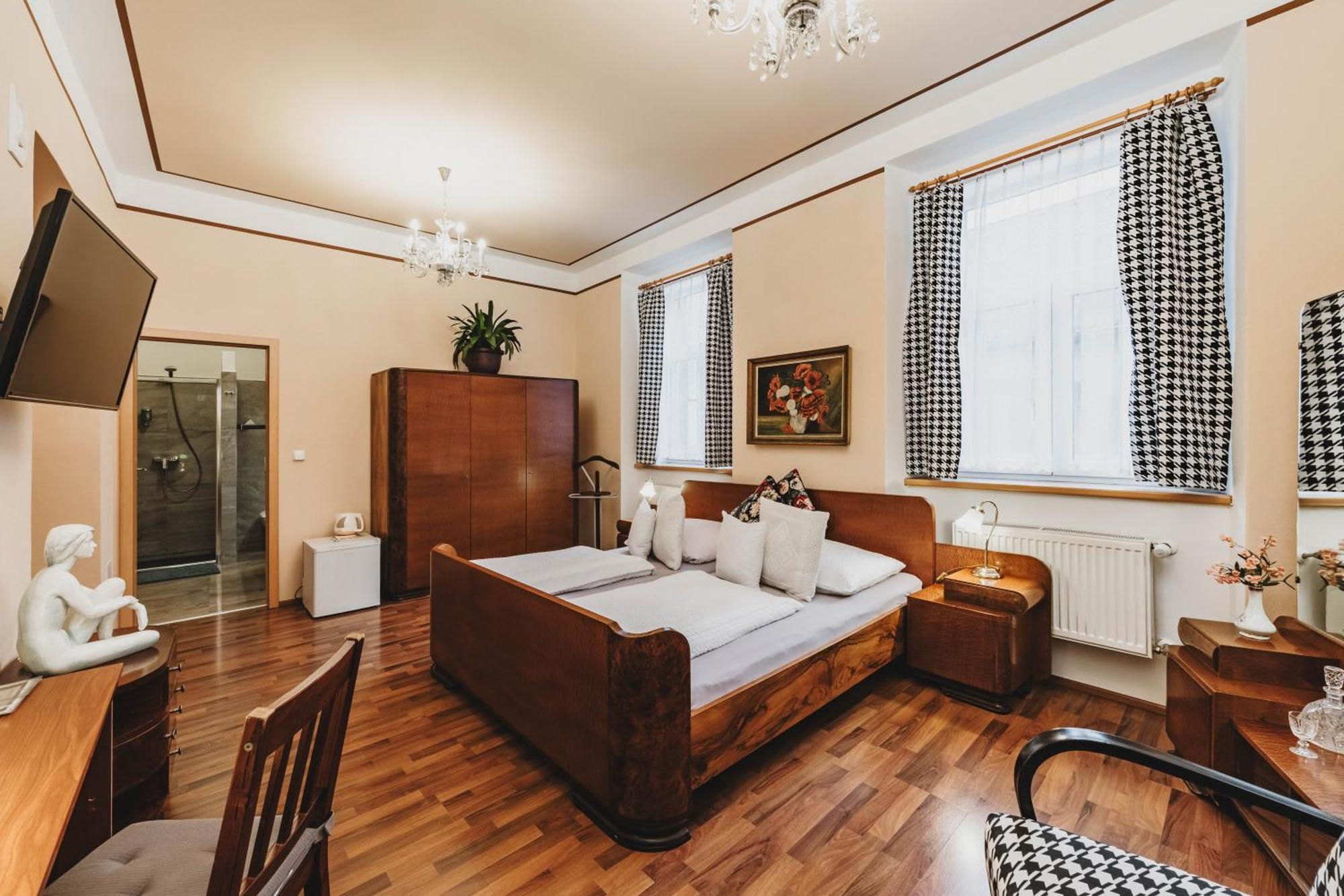 Grand Tabor Hotel Екстериор снимка