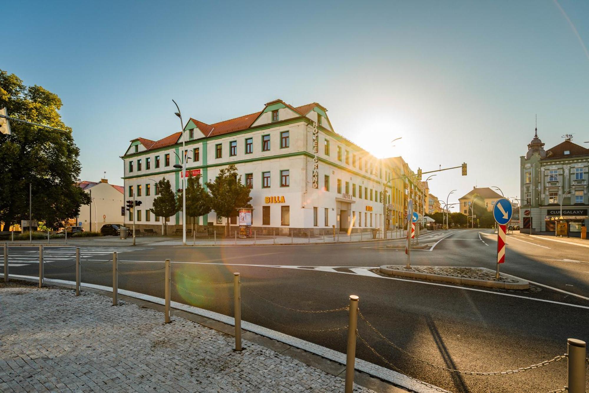 Grand Tabor Hotel Екстериор снимка