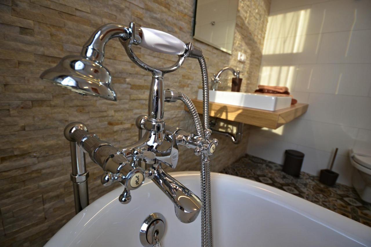 Grand Tabor Hotel Екстериор снимка